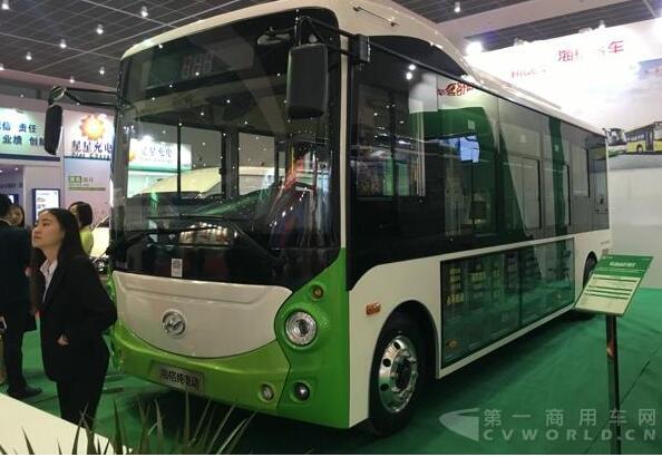 采用全鋁車身的海格KLQ6762GEV純電動(dòng)客車.jpg