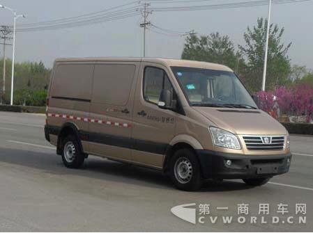 中通純電動(dòng)廂式運(yùn)輸車.jpg