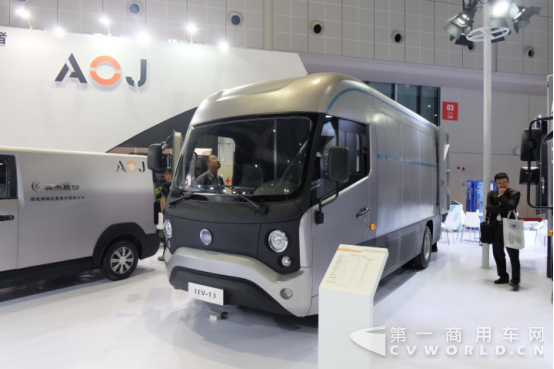 顛覆傳統(tǒng)—2017上海車展奧杰純電動物流車重新定義城市物流-媒體1757.png