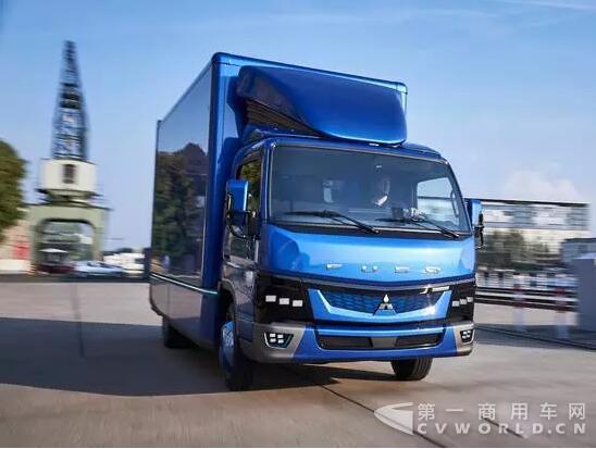 戴姆勒純電動卡車Fuso eCante.jpg