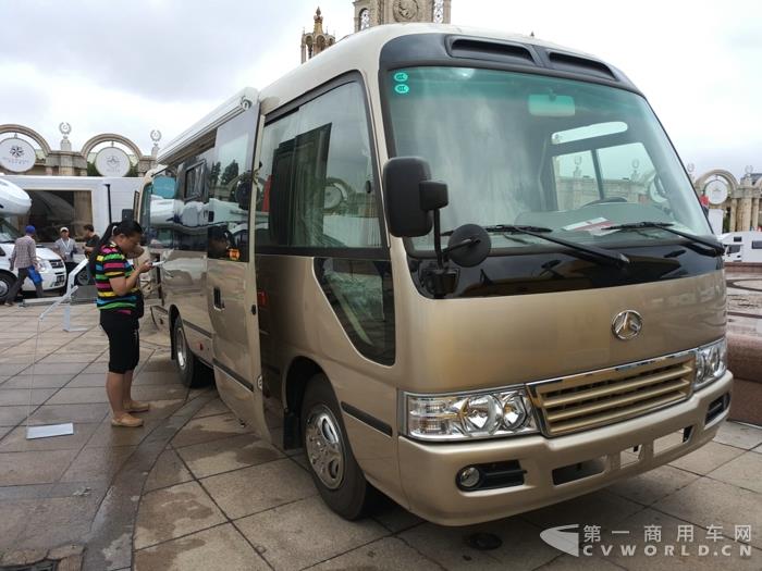 江鈴集團(tuán)旅居車考斯特房車34.jpg