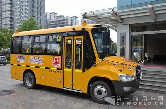 安凱校車8.jpg