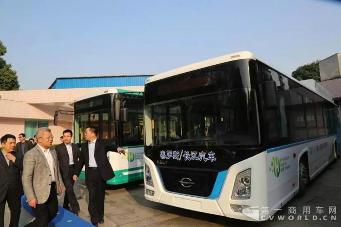 長(zhǎng)江汽車簽約建設(shè)全球最大氫燃料商用車基地5.jpg