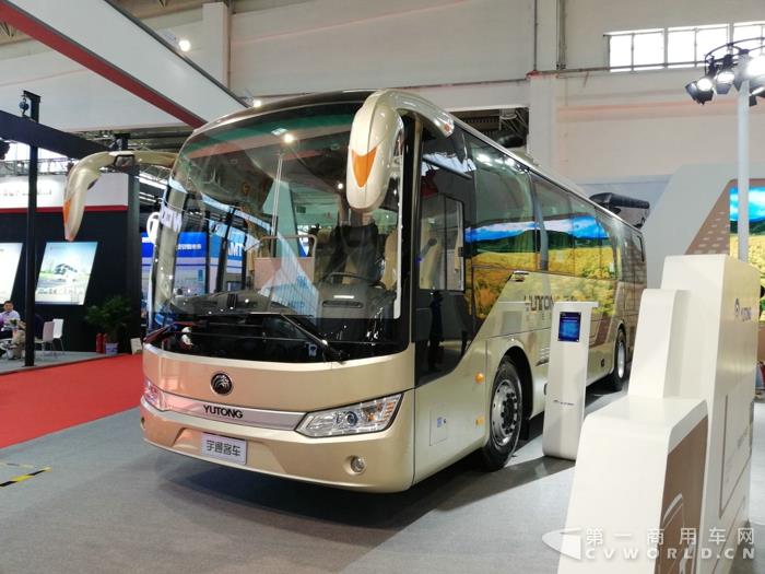 宇通ZK6115BEVY13A純電動(dòng)客車2.jpg