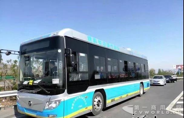 張家口49輛氫燃料電池客車上線 福田歐輝實力助陣綠色冬奧1.jpg