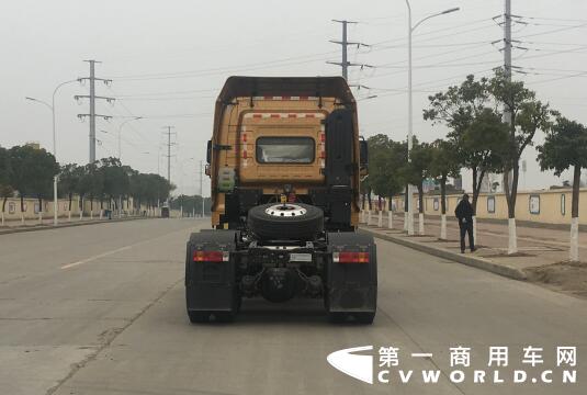 第316批公告亮相的長征半掛牽引車.jpg