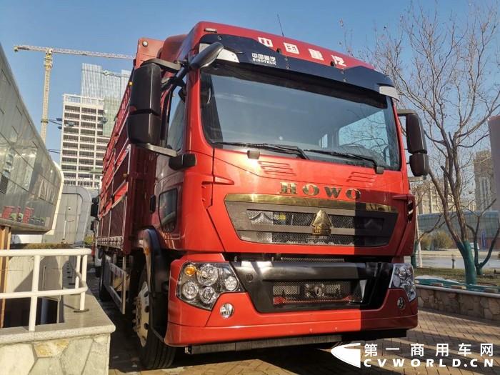 豪沃TX系列4×2載貨車.jpg