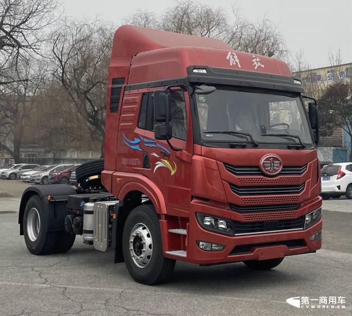 解放悍V 4x2牽引車.jpg