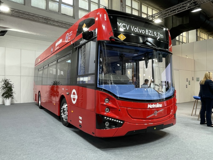 MCV與Volvo合作的電動(dòng)客車.jpg