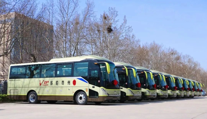 批量中通H系旅團(tuán)客車再赴貴州1.jpg