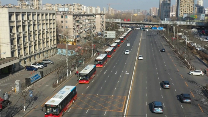 中車電動(dòng)“明星陣容”助力本溪智慧交通2.jpg