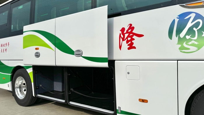 福田歐輝豪華2+1大商務(wù)客車 再次交付赤峰隆源10.png