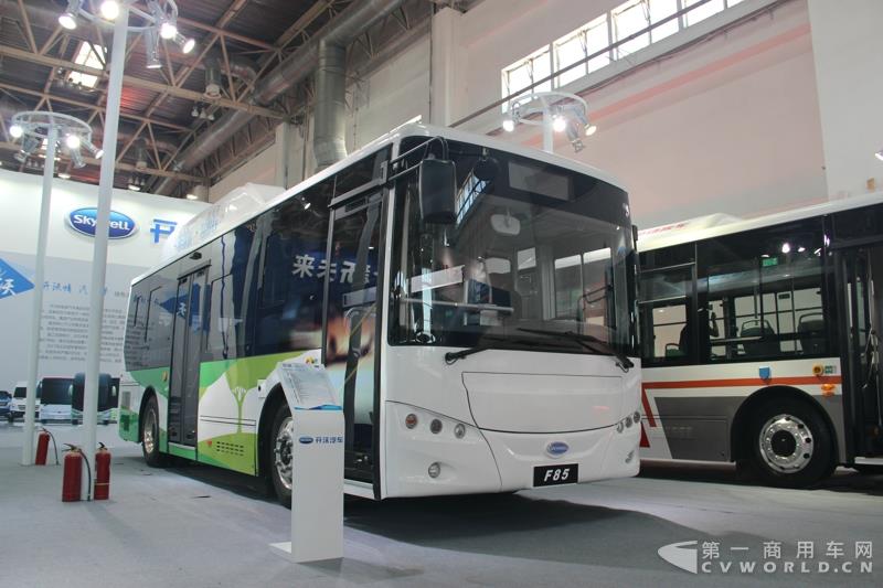 南京金龍F(tuán)85氫燃料電池客車