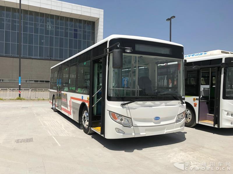 南京金龍NJL6100EV2純電動(dòng)公交車