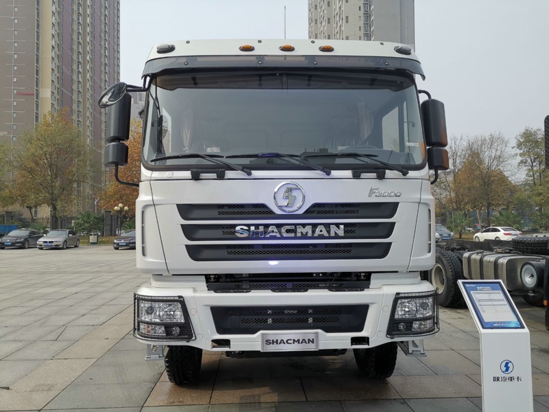 德龍F(tuán)3000 6×4超強(qiáng)版牽引車