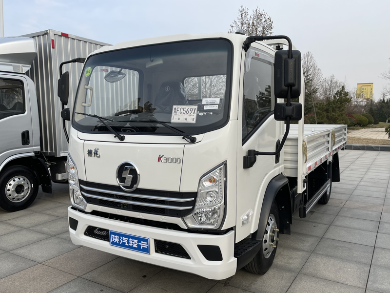 1號展車：陜汽輕卡K3000-J6-WP2.3Q-5J30T-B車型